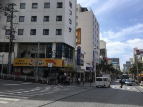  Hotel Kokusai Plaza (Kokusai-Dori)  Наха